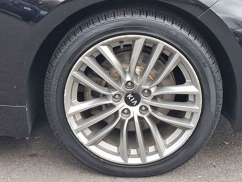 Used 2018 Kia Stinger image 8