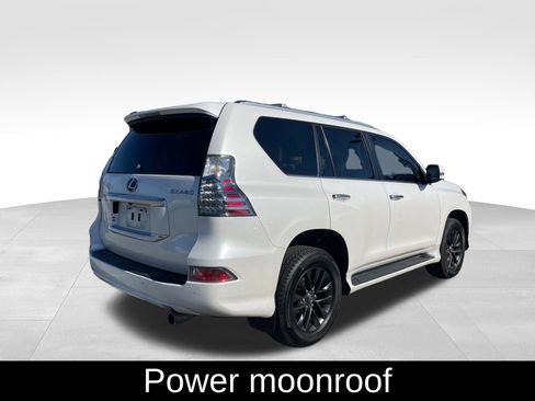 Used 2023 Lexus GX 460 Premium w/ Premium Package image 5