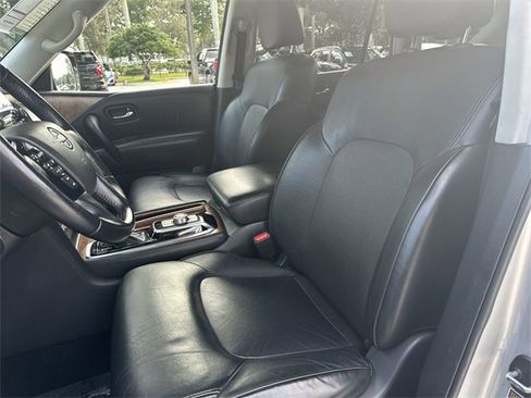 Used 2023 Nissan Armada SL w/ Captain's Chairs Package image 13