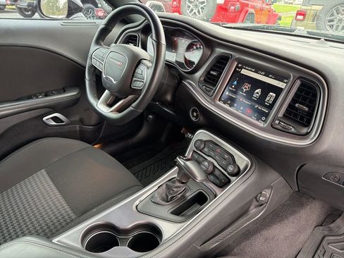 Used 2022 Dodge Challenger R/T Scat Pack image 21