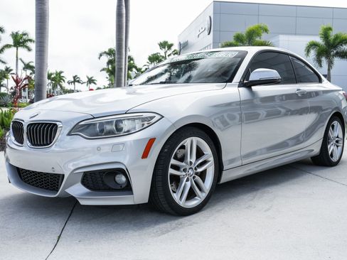 Used 2017 BMW 230i Coupe image 6