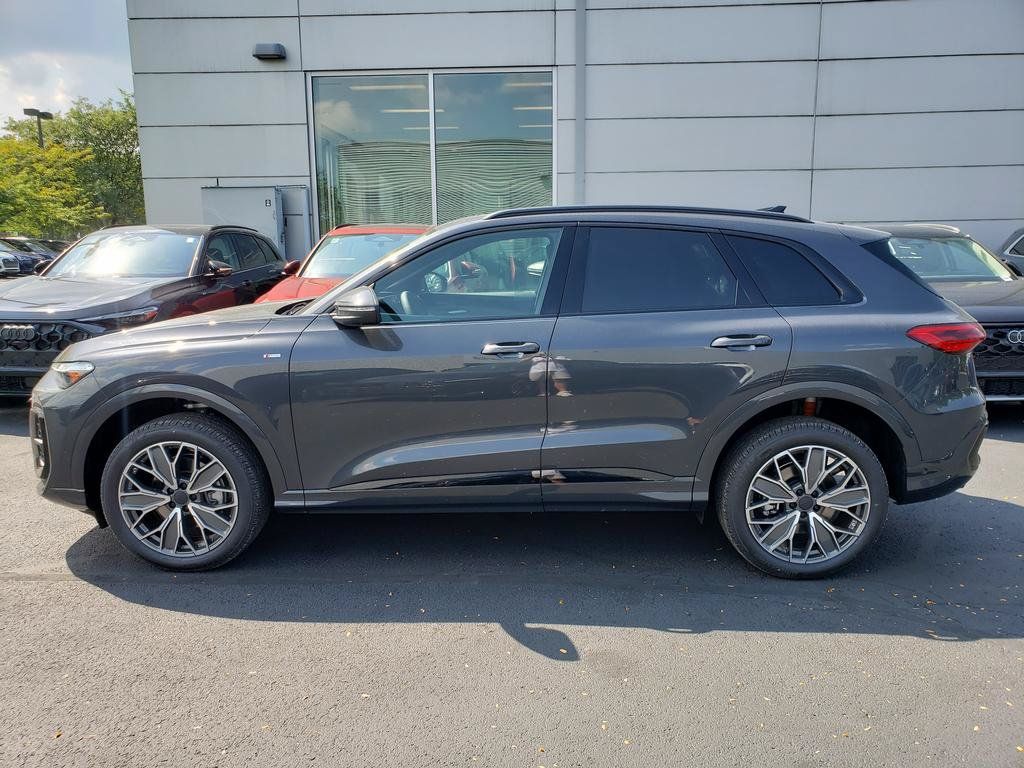 New 2026 Audi Q5 Premium Plus AWD/4WD image 2