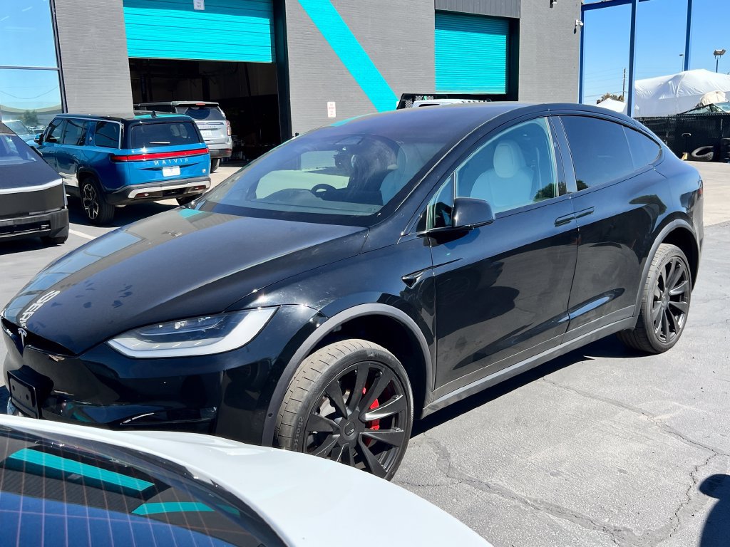 Used 2022 Tesla Model X Plaid AWD/4WD image 2