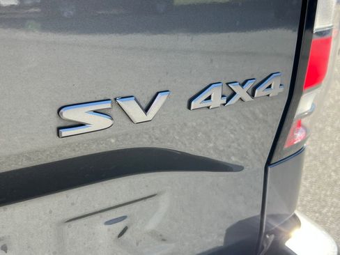 Used 2023 Nissan Frontier SV image 15