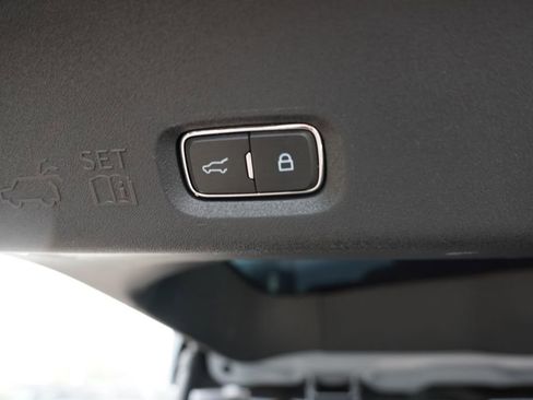 Certified 2025 Ford Expedition Active AWD/4WD image 27