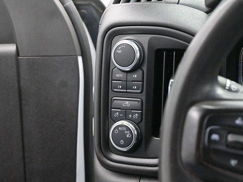 Used 2021 GMC Sierra 1500 4x4 Crew Cab w/ Sierra Value Package image 20