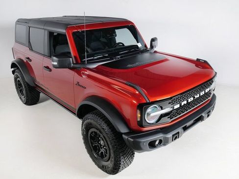 Used 2023 Ford Bronco Wildtrak AWD/4WD image 33