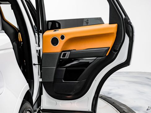 Used 2020 Land Rover Range Rover Sport SVR image 92