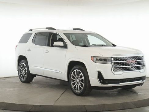 Used 2023 GMC Acadia Denali w/ Denali Ultimate Package image 2