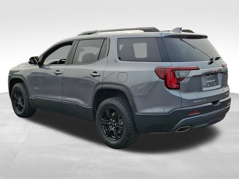 Used 2022 GMC Acadia AT4 w/ Technology Package AWD/4WD image 4