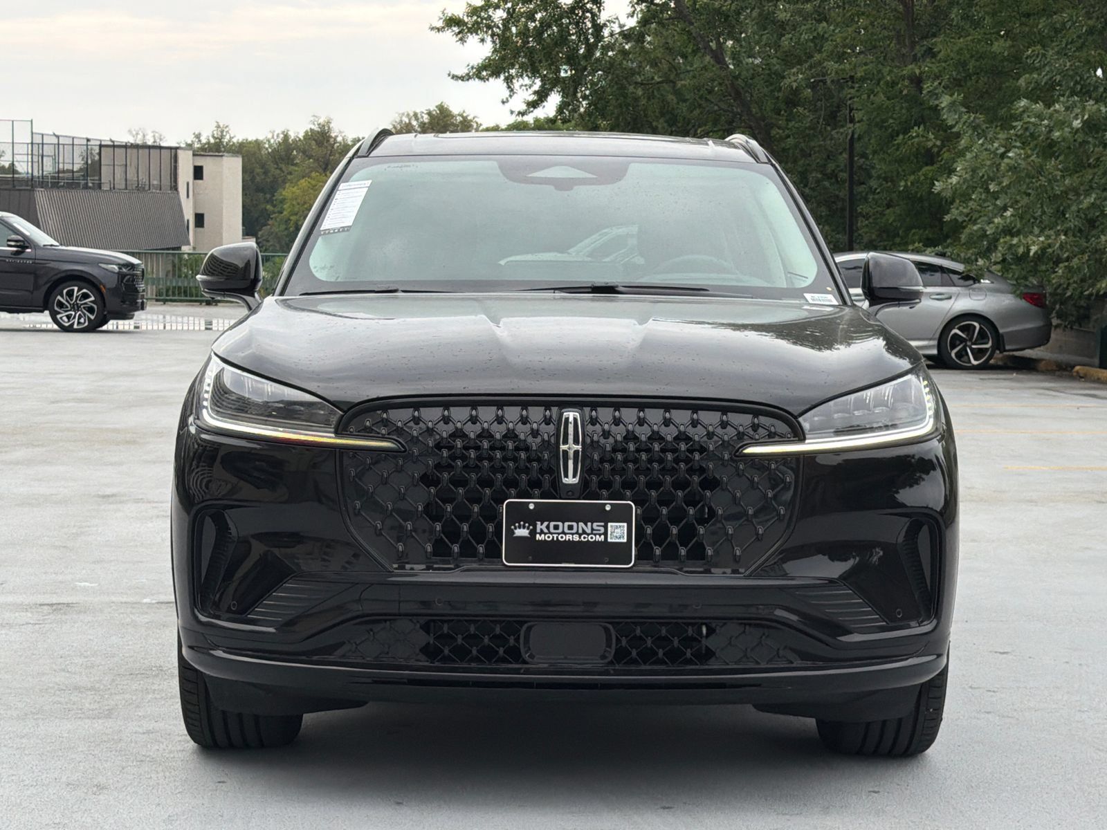 New 2027 Lincoln Aviator Reserve w/ Jet Appearance Package AWD/4WD image 3