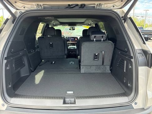 New 2026 Chevrolet Traverse Z71 AWD/4WD image 32
