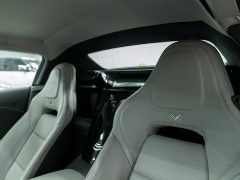 Used 2019 Chevrolet Corvette ZR1 RWD image 31