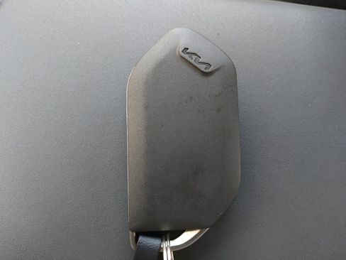 Used 2025 Kia K4 EX FWD image 32