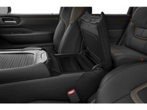 Used 2025 Nissan Armada SL w/ Captain's Chari Seat Package image 16