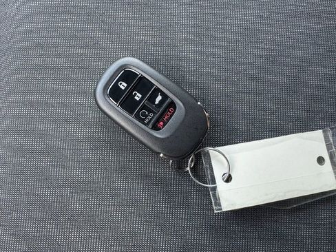 New 2025 Honda Pilot Sport image 13