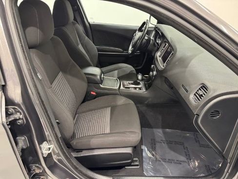 Used 2023 Dodge Charger SXT image 28