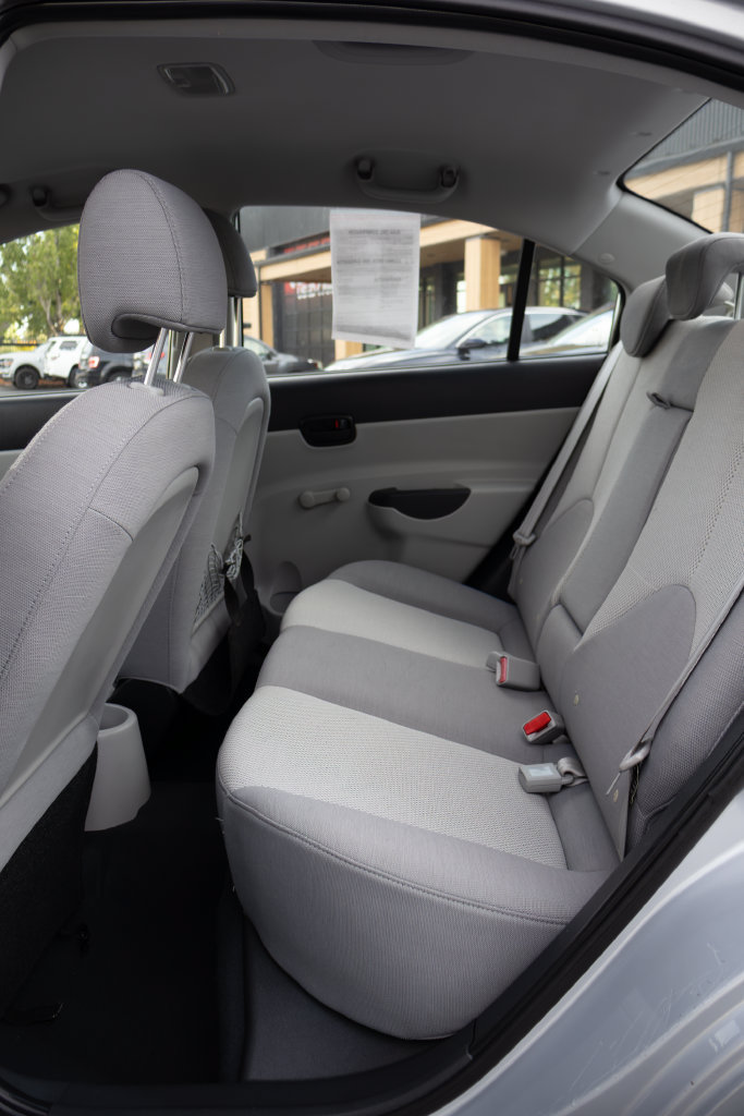Used 2009 Hyundai Accent GLS FWD image 14