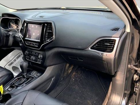 Certified 2020 Jeep Cherokee Limited w/ Technology Group FWD image 17
