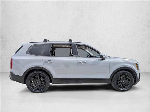 Used 2022 Kia Telluride SX w/ SX Prestige Package AWD/4WD image 4