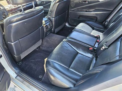Used 2015 Lexus LS 460 L w/ Ultra Luxury Package AWD/4WD image 18