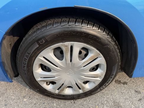 Used 2011 Honda Insight image 22