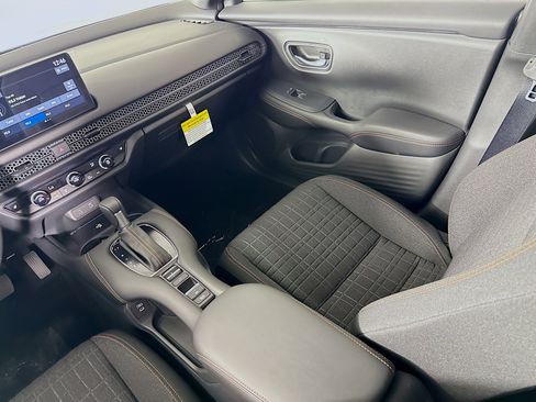 New 2026 Honda HR-V Sport image 27