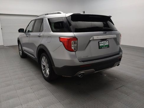 Used 2024 Ford Explorer Limited image 5