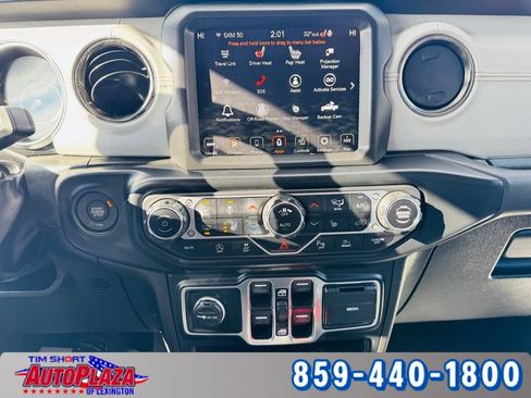 Used 2022 Jeep Gladiator Overland image 5