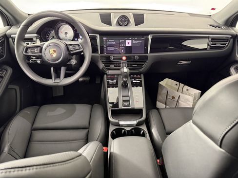 Certified 2026 Porsche Macan S AWD/4WD image 15