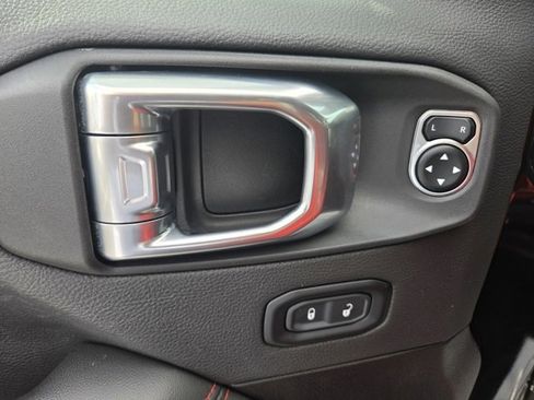 Used 2024 Jeep Wrangler Unlimited Rubicon 392 image 16