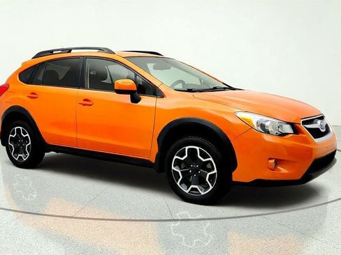 Used 2014 Subaru Crosstrek 2.0i Limited w/ Popular Package #1 AWD/4WD image 3