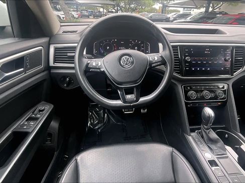 Used 2019 Volkswagen Atlas SEL R-Line image 6
