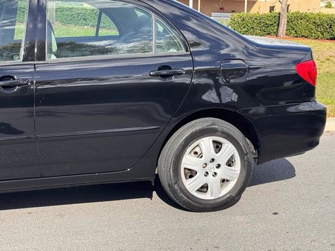 Used 2007 Toyota Corolla S image 8