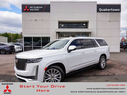 Used 2024 Cadillac Escalade ESV Premium Luxury w/ Performance Package AWD/4WD image 1