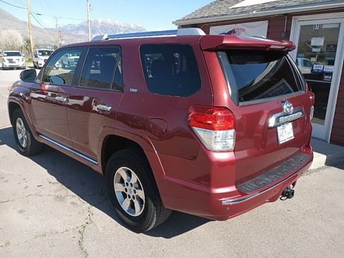 Used 2013 Toyota 4Runner SR5 w/ Convenience Pkg AWD/4WD image 3