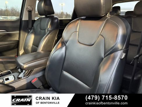 Used 2020 Kia Telluride LX image 23