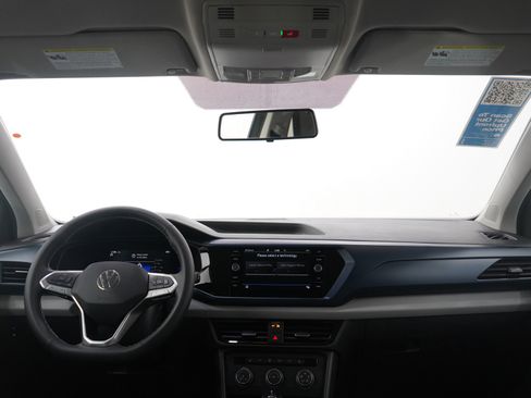 Used 2022 Volkswagen Taos SE image 13