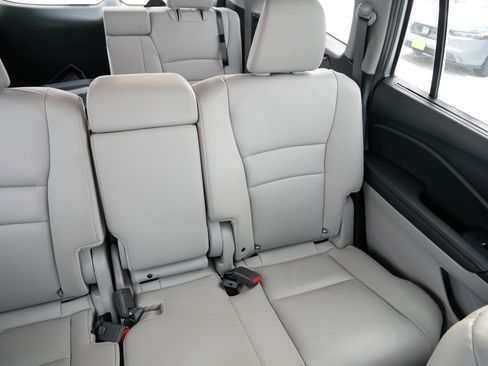 Used 2022 Honda Pilot Special Edition image 14