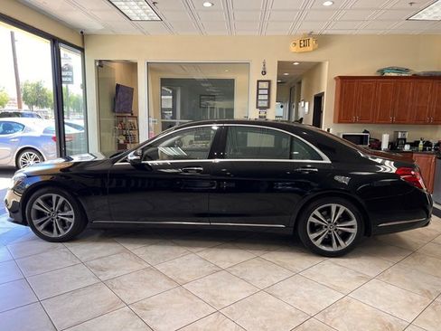 Used 2019 Mercedes-Benz S 560 4MATIC Sedan image 4