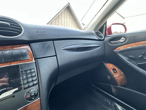 Used 2007 Mercedes-Benz CLK 350 Cabriolet image 27