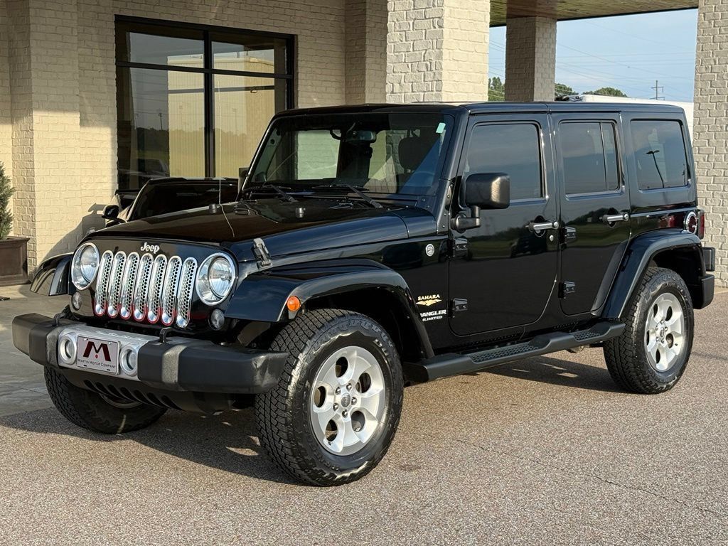 Used 2014 Jeep Wrangler Unlimited Sahara w/ Max Tow Package AWD/4WD image 13