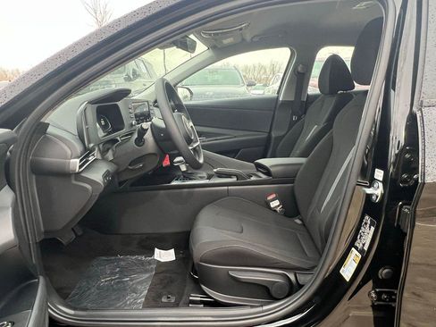 New 2026 Hyundai Elantra SE image 21