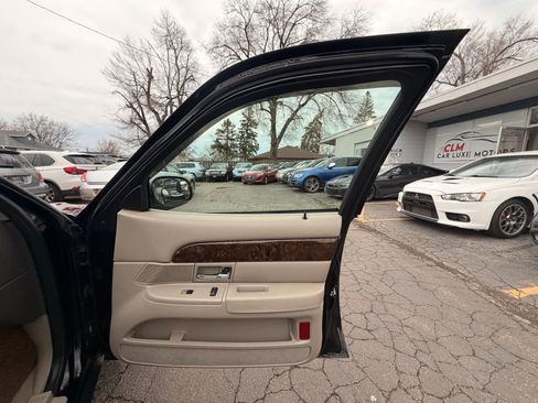 Used 2010 Mercury Grand Marquis LS image 21