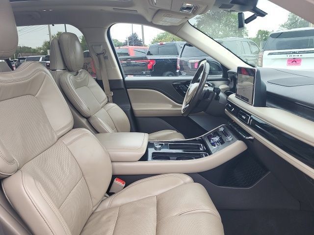 Used 2020 Lincoln Aviator Reserve w/ Equipment Group 202A AWD/4WD image 22