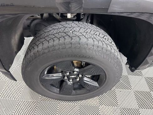 Used 2016 Chevrolet Colorado LT w/ Midnight Edition image 10