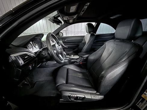 Used 2015 BMW M235i Coupe image 19