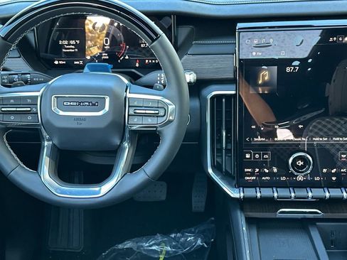 New 2026 GMC Acadia Denali w/ Super Cruise Package AWD/4WD image 11