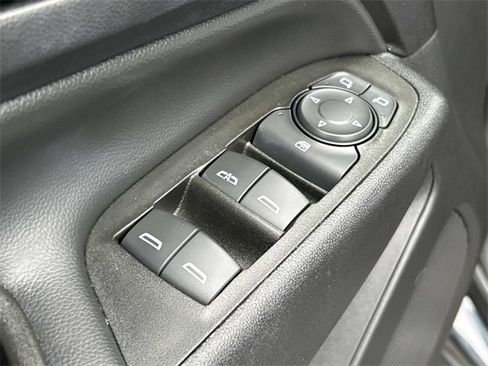 Used 2022 Chevrolet Equinox LT image 31