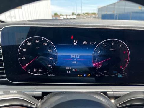 Used 2026 Mercedes-Benz GLS 450 4MATIC image 34